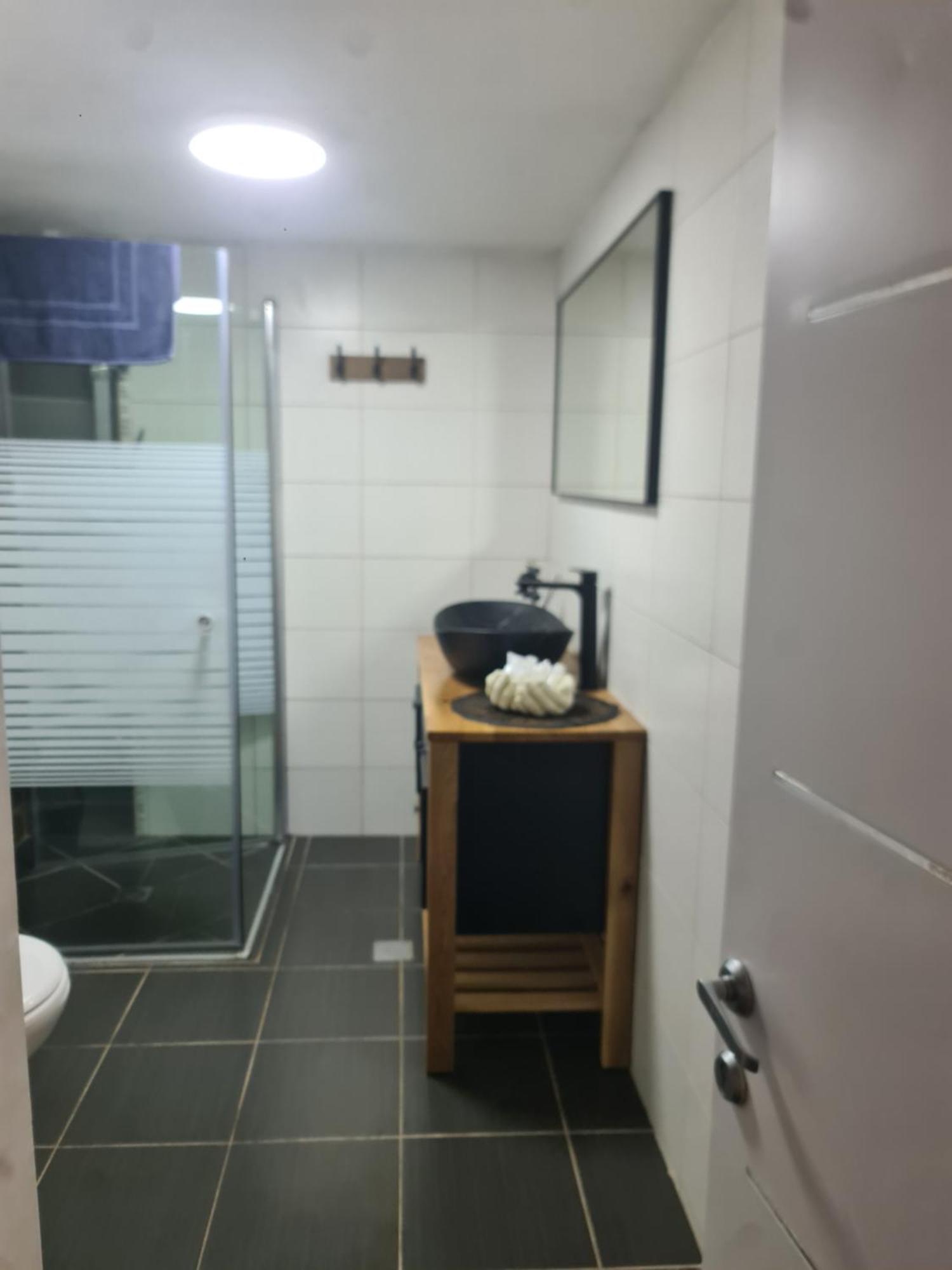 Apartamento Ronit'S Place Kiryat Shemona Habitación foto